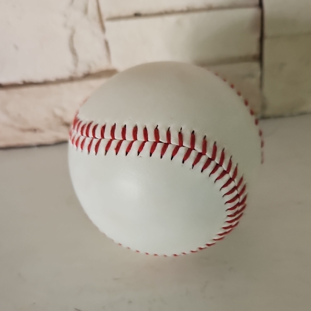 1996 Chicago White Sox Ball. - Picture 3 of 5